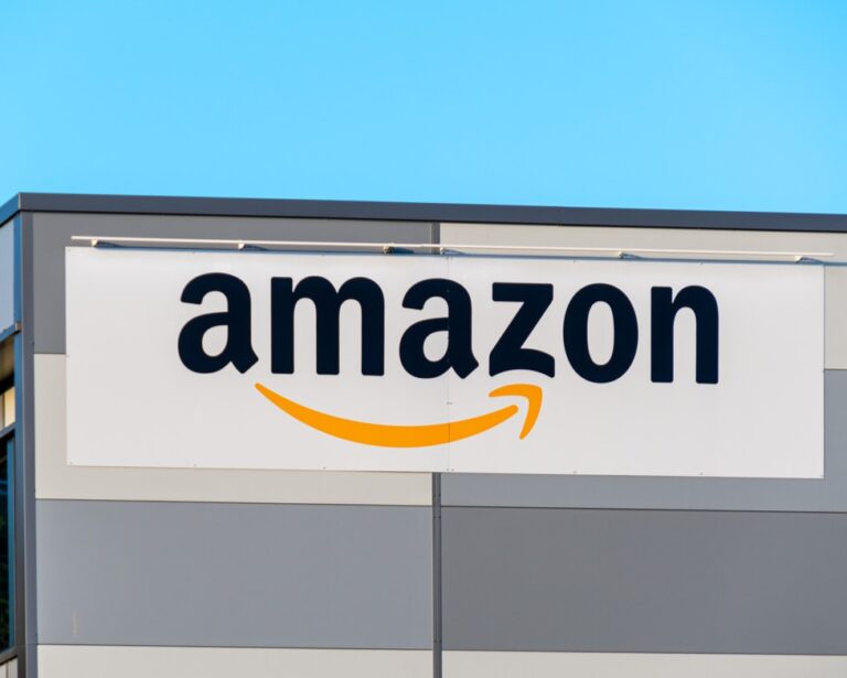 Amazon launches bulk storage service in Europe