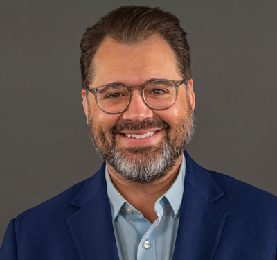 Small Businesses Put AI to Work in Digital Marketing